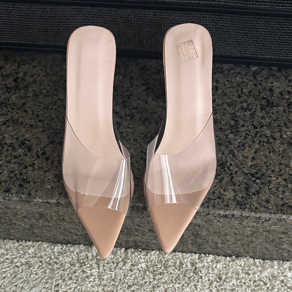 Transparent Nude Pointed-Toe Mules